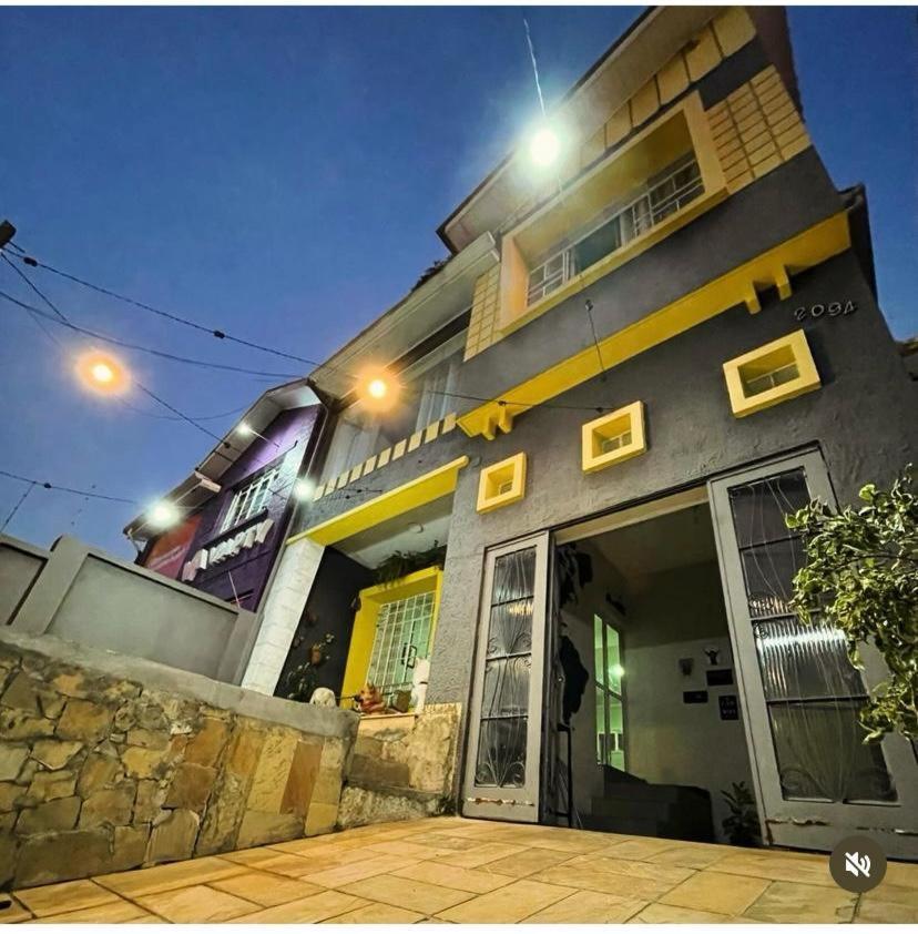 Gup Hostel Curitiba Extérieur photo